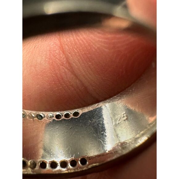 Vintage Synthetic Sapphire and CZ Diamond Ring - Sterling Silver - Picture 4 of 7